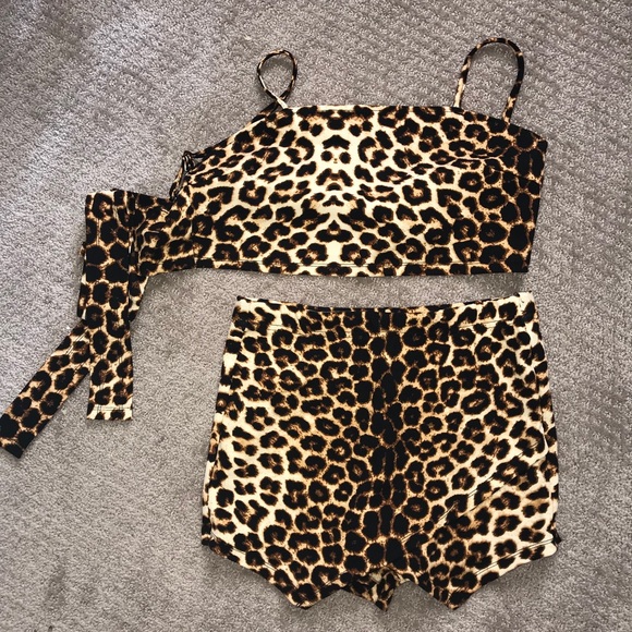 Dolls Kill Tops - New! Leopard  rave crop top and shorts